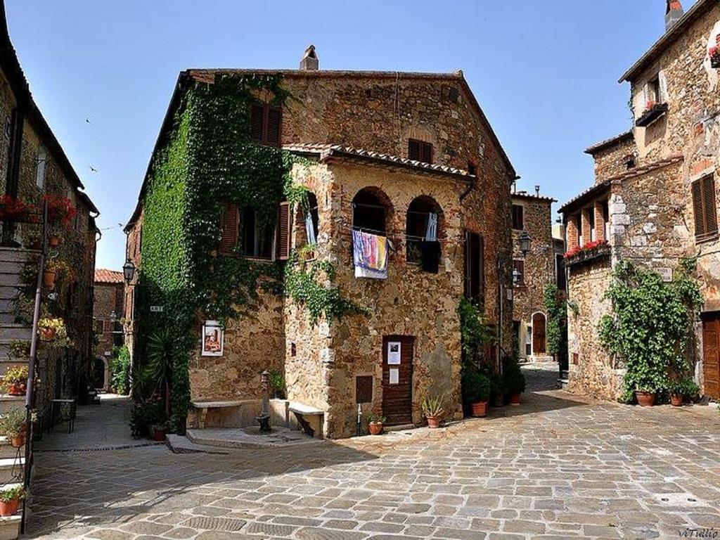 Hotel Il Melograno Country House Saturnia Exterior foto